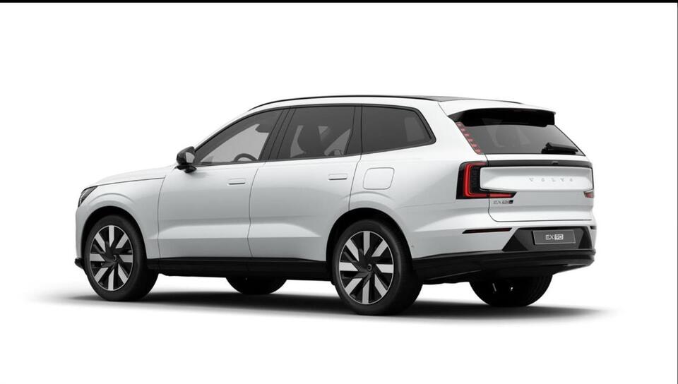 heti ajoon Volvo EX90