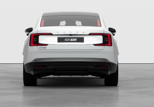 heti ajoon Volvo ES90
