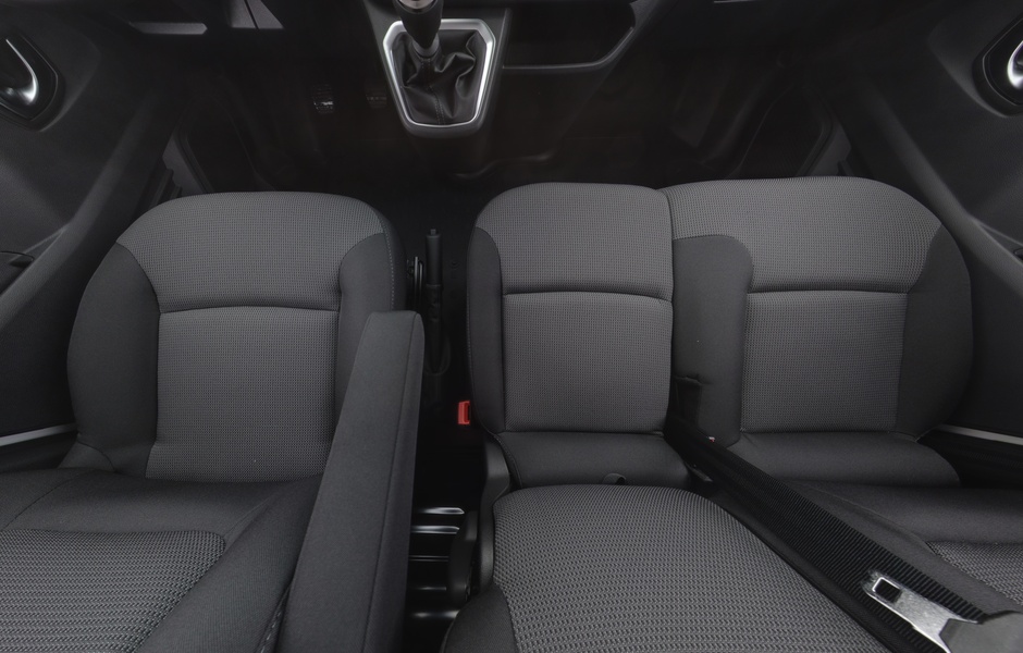 heti ajoon Nissan Primastar