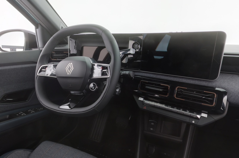 heti ajoon Renault 4