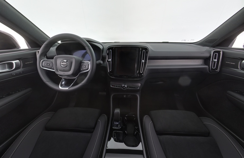 heti ajoon Volvo EX40