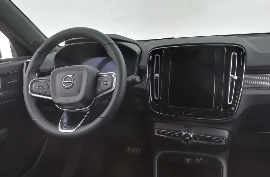 heti ajoon Volvo EX40