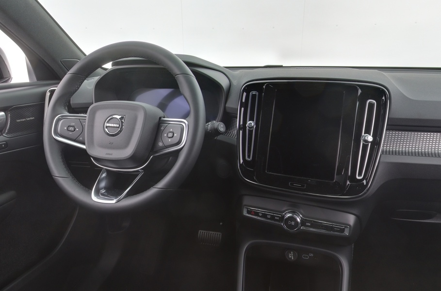 heti ajoon Volvo EX40