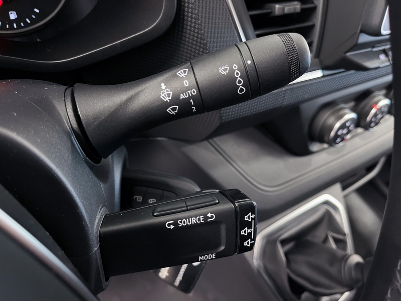 heti ajoon Nissan Primastar