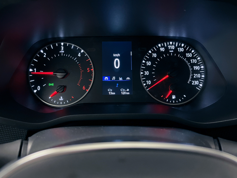 heti ajoon Nissan Primastar