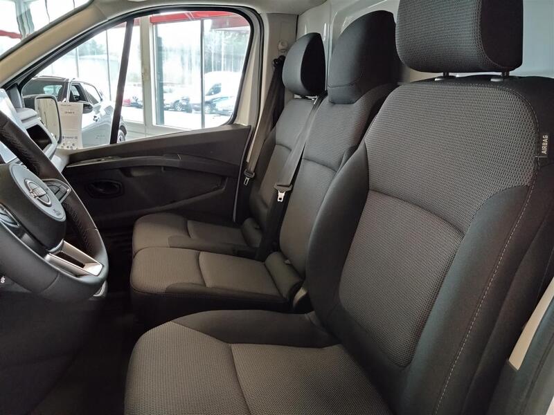 heti ajoon Nissan Primastar