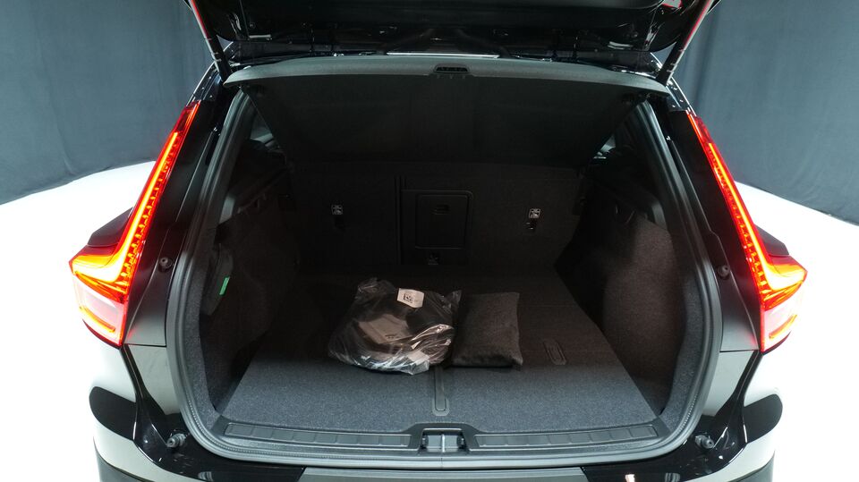 heti ajoon Volvo EX40