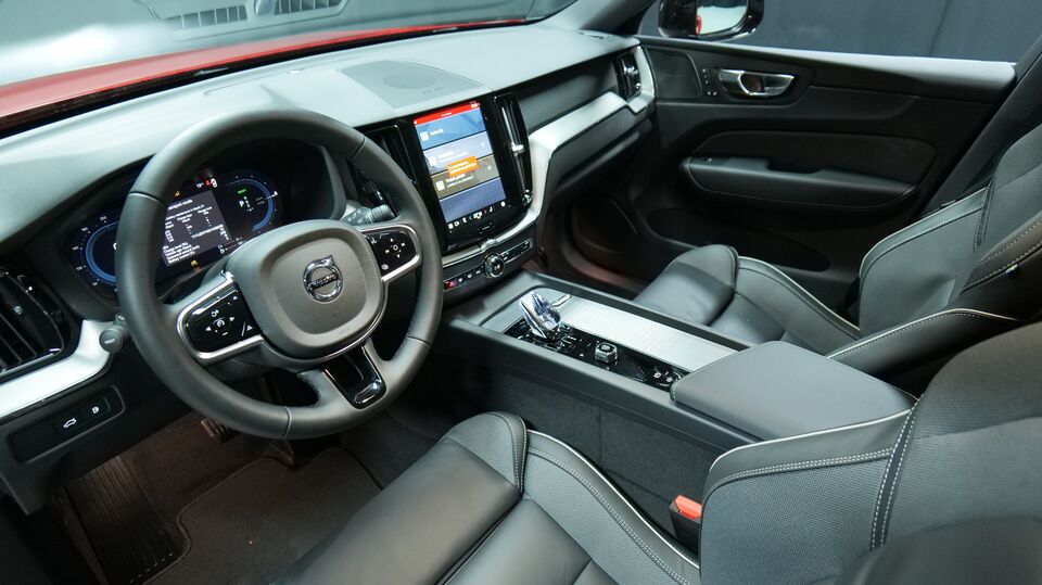 T8 AWD Long Range High Performance Plus Dark aut | Rahoitus 2,9 % + kulut heti ajoon Volvo XC60