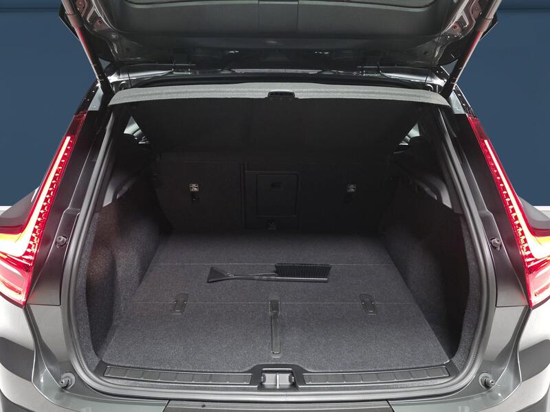 heti ajoon Volvo EX40