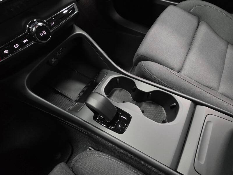 heti ajoon Volvo EX40