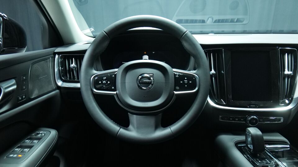 T6 AWD Long Range Limited Edition Dark aut | Rahoitus 0,99 % + kulut heti ajoon Volvo V60