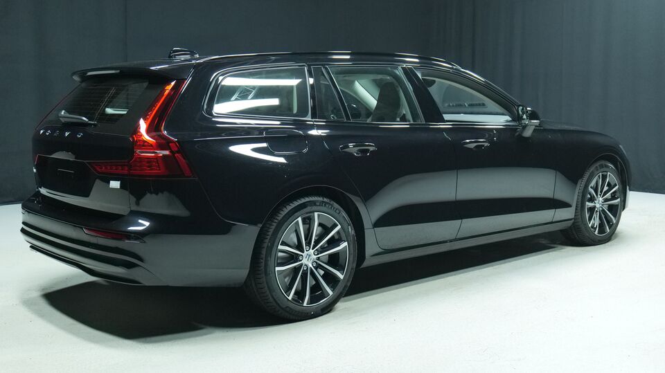 T8 AWD Long Range High Performance Plus Dark aut | Rahoitus 0,99 % + kulut heti ajoon Volvo V60