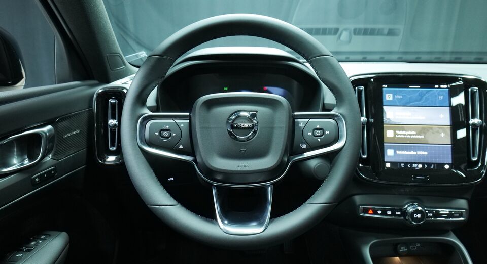 heti ajoon Volvo EX40