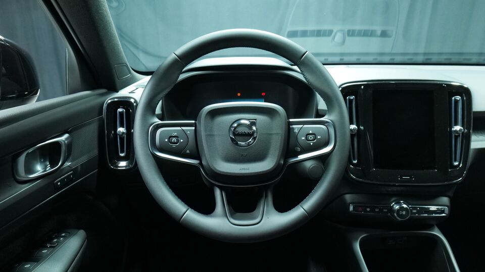 heti ajoon Volvo EX40