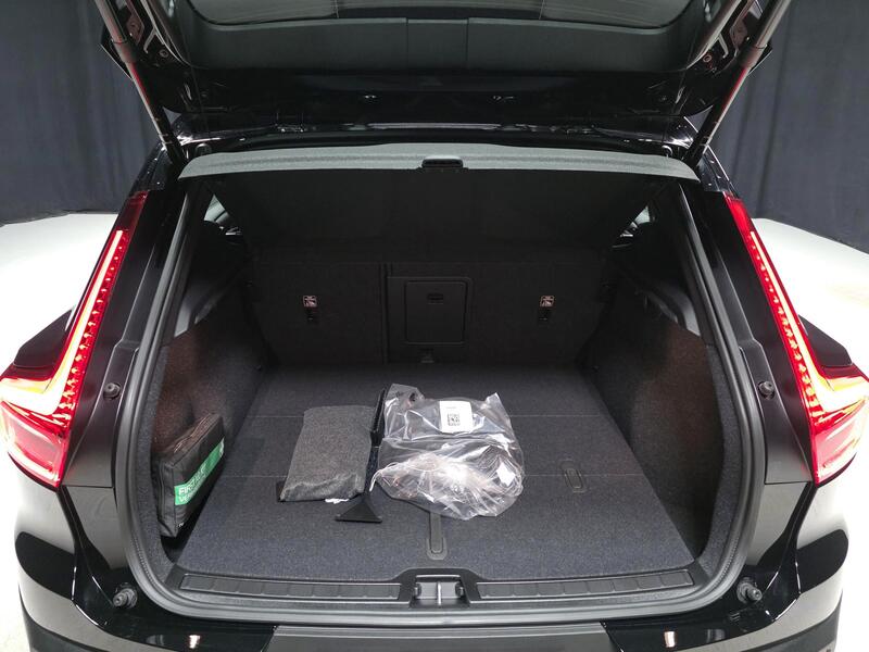 heti ajoon Volvo EX40