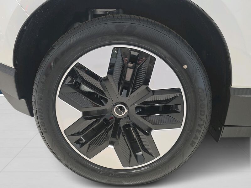 heti ajoon Volvo EX30