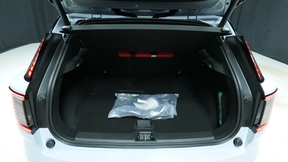 heti ajoon Volvo EX30 Cross Country