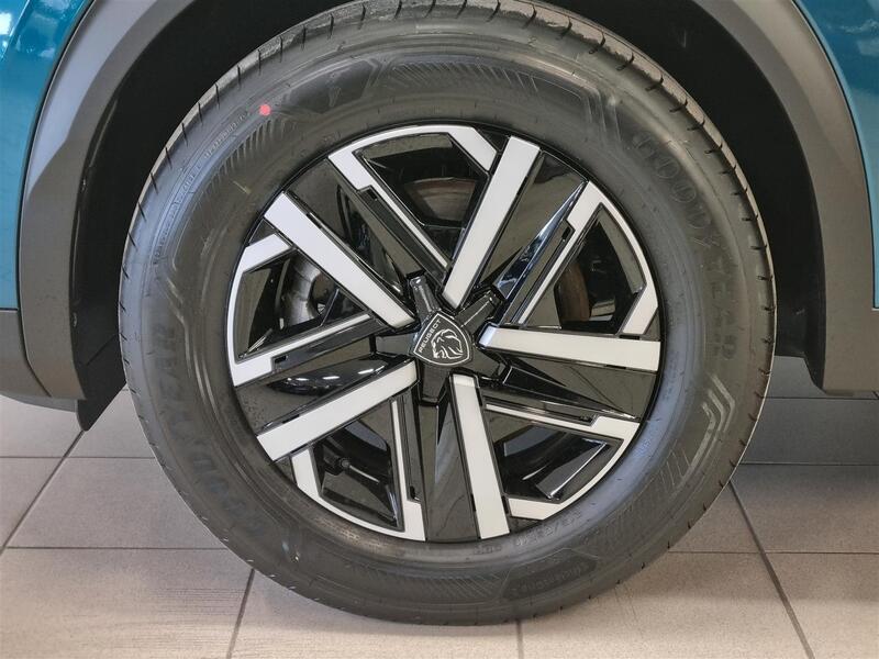 heti ajoon Peugeot 2008