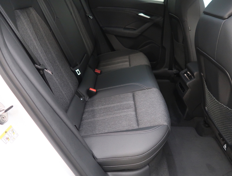 Q6 e-tron quattro 285,00 kW *2x Renkaat* heti ajoon Audi Q6 e-tron