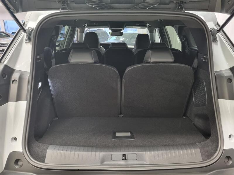 heti ajoon Peugeot 5008