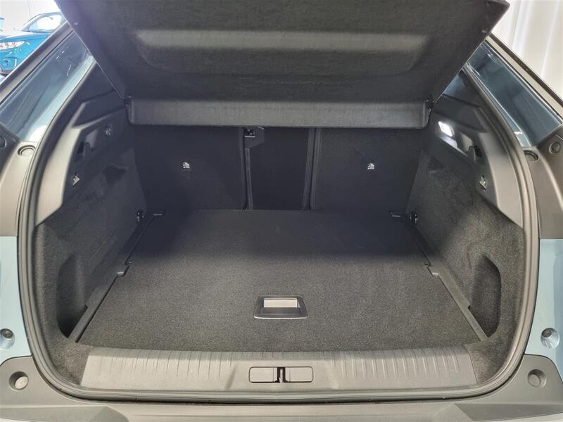 heti ajoon Peugeot E-3008