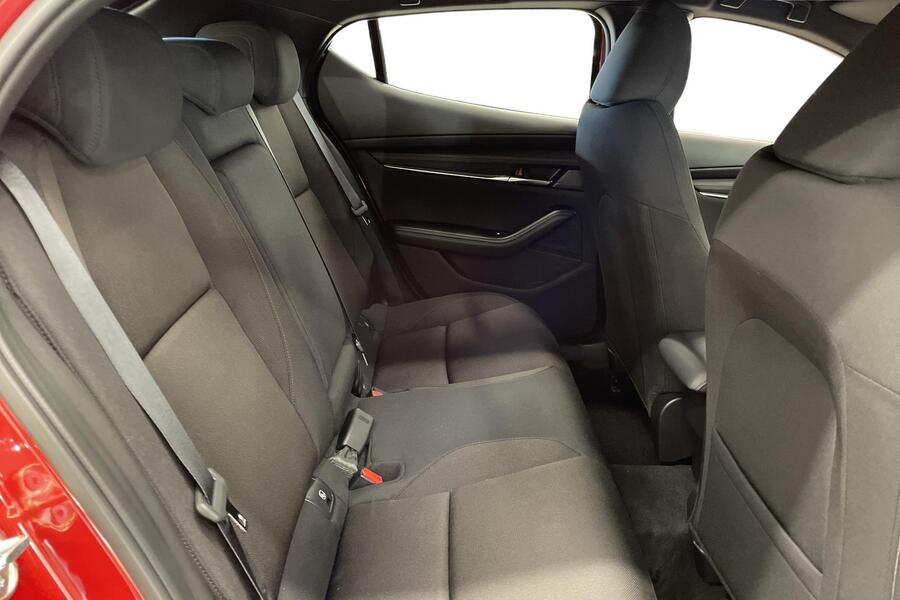 heti ajoon Mazda 3
