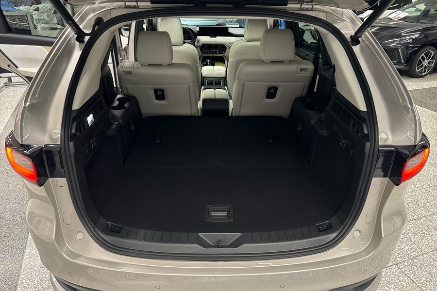 heti ajoon Mazda CX-80