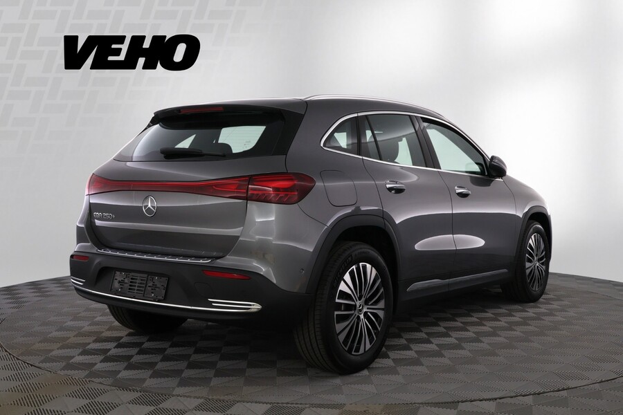 heti ajoon Mercedes-Benz EQA