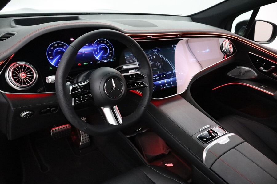 heti ajoon Mercedes-Benz EQS