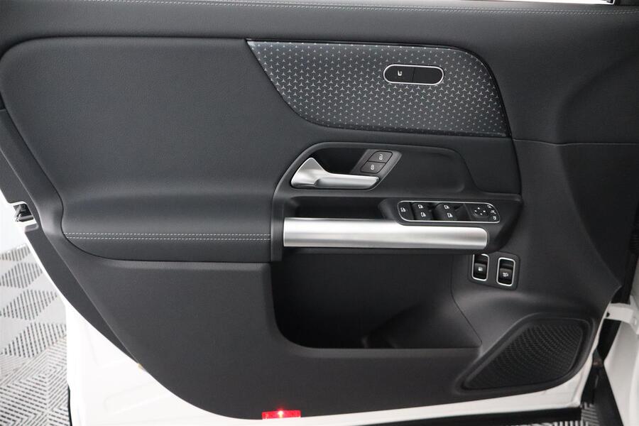 heti ajoon Mercedes-Benz GLA