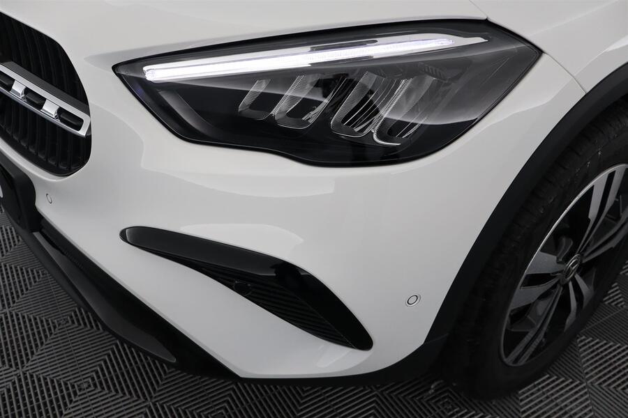 heti ajoon Mercedes-Benz GLA