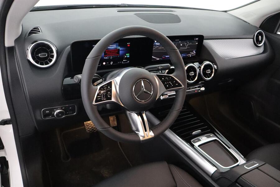 heti ajoon Mercedes-Benz GLA