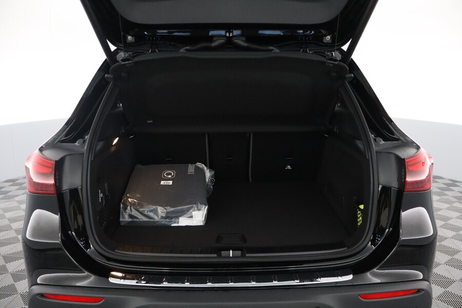 heti ajoon Mercedes-Benz EQA