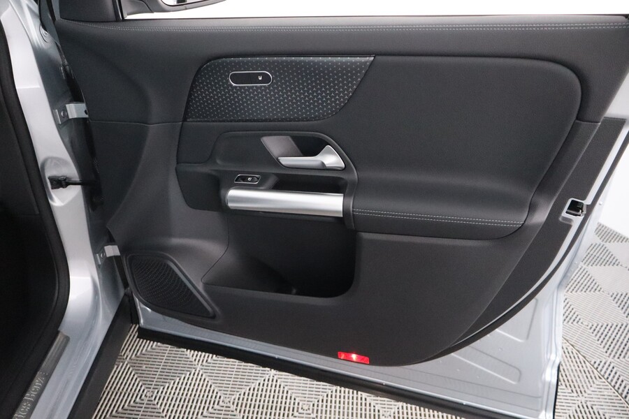 heti ajoon Mercedes-Benz GLA