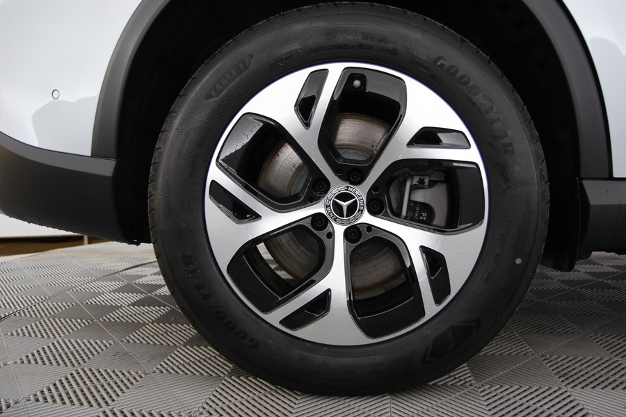 heti ajoon Mercedes-Benz GLC