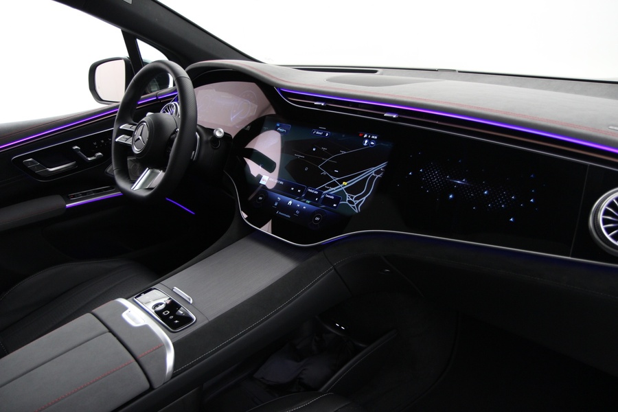 heti ajoon Mercedes-Benz EQS