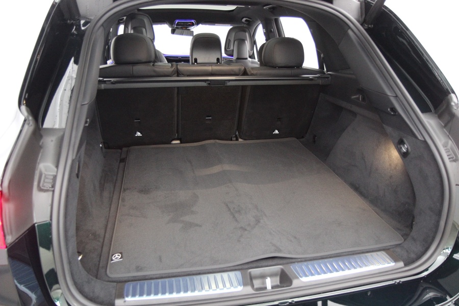 heti ajoon Mercedes-Benz EQS