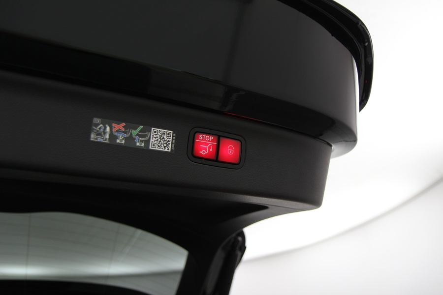 heti ajoon Mercedes-Benz EQS