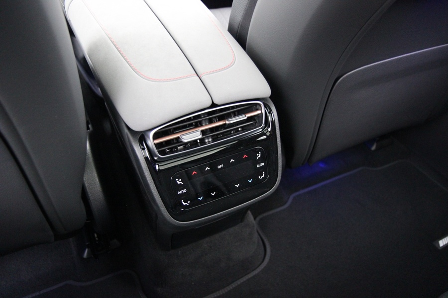 heti ajoon Mercedes-Benz EQS