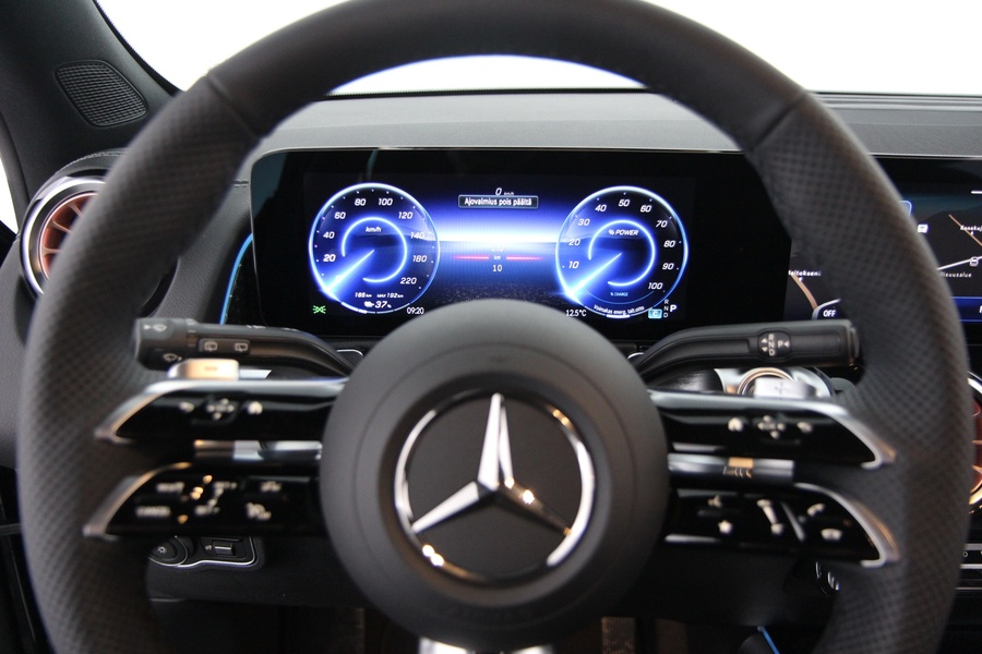 heti ajoon Mercedes-Benz EQB