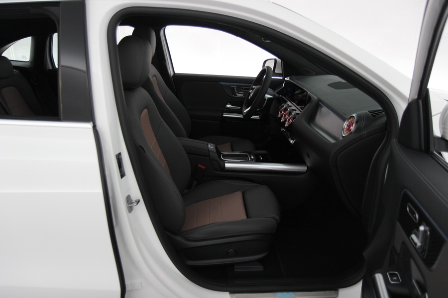 heti ajoon Mercedes-Benz EQA