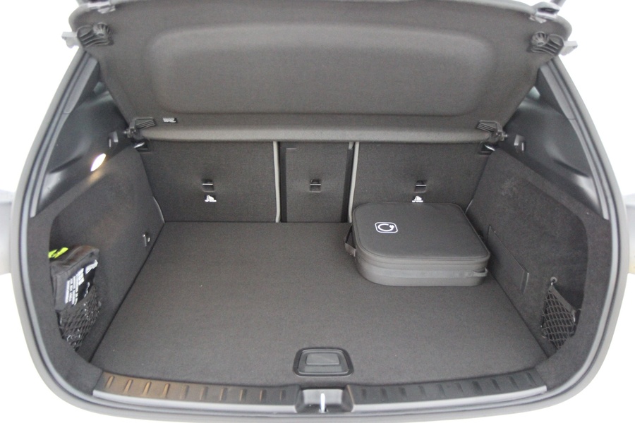 heti ajoon Mercedes-Benz EQA