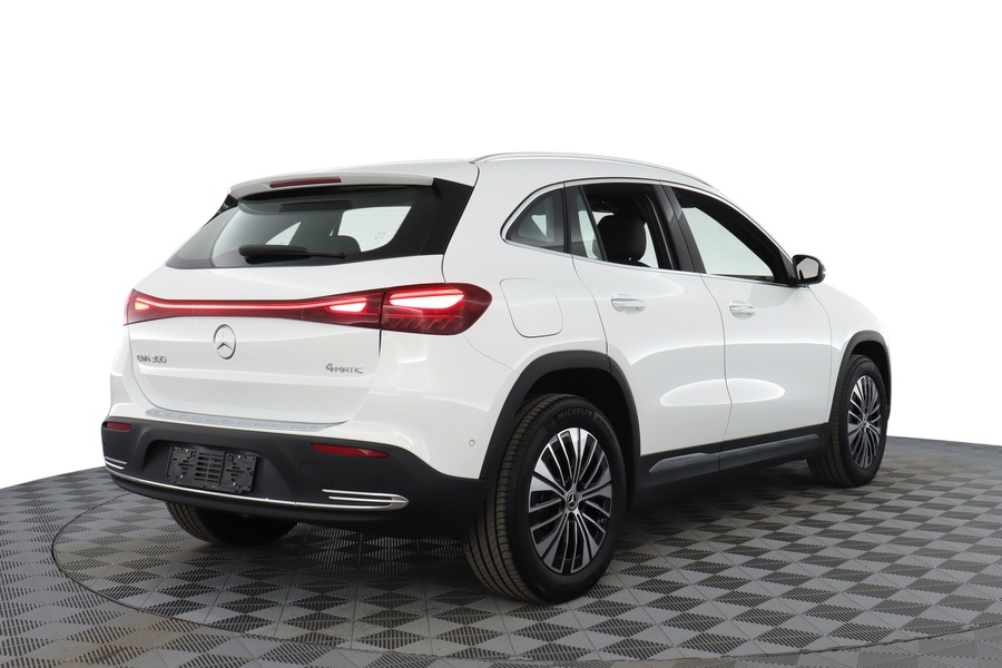 heti ajoon Mercedes-Benz EQA