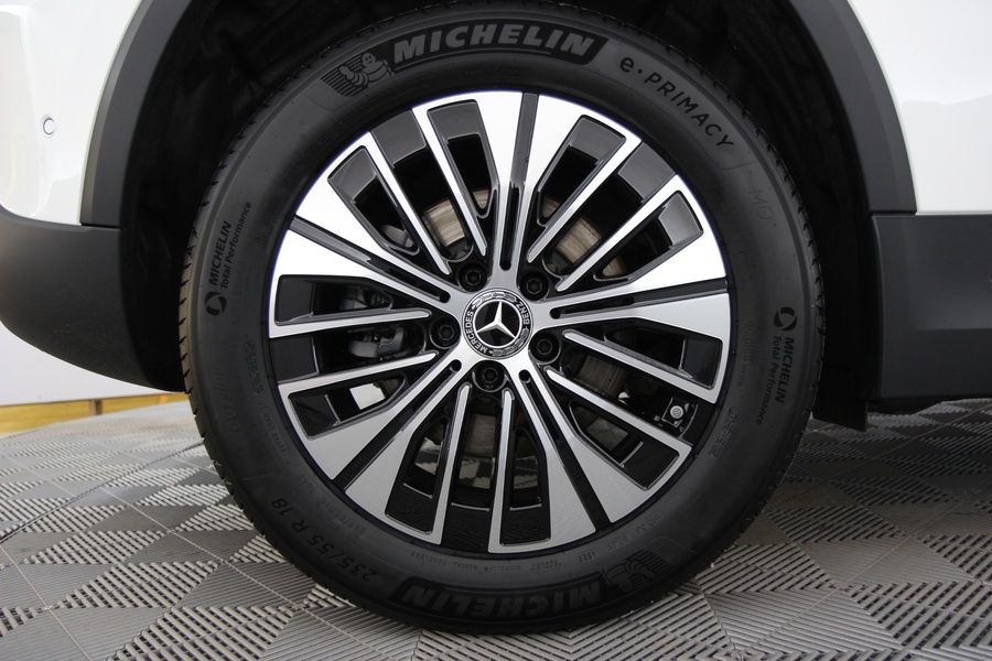 heti ajoon Mercedes-Benz EQA