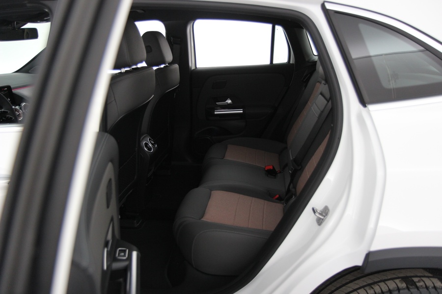 heti ajoon Mercedes-Benz EQA