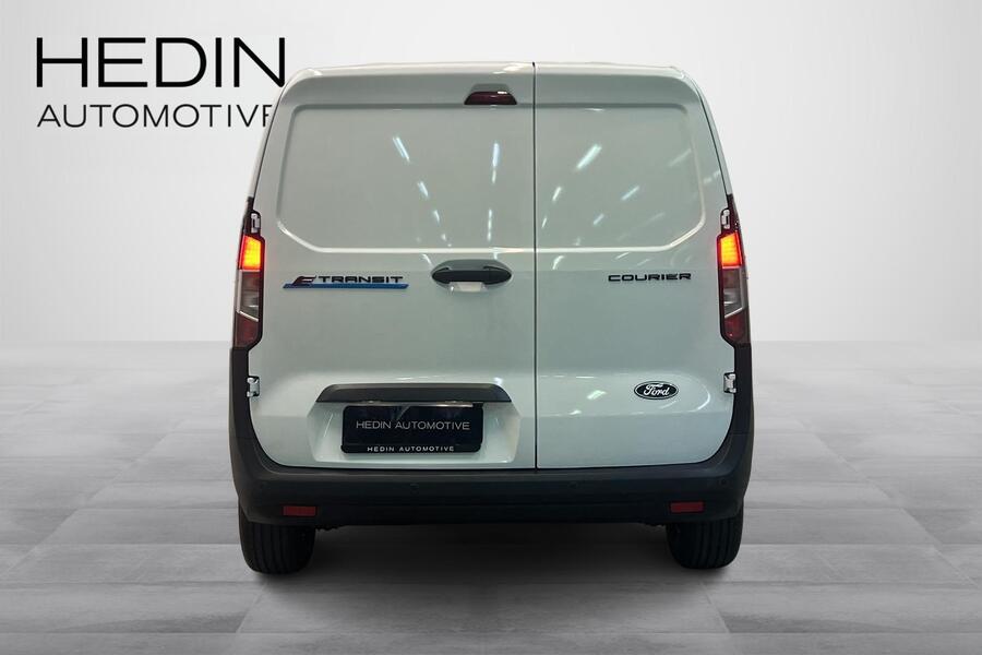 heti ajoon Ford Transit Courier