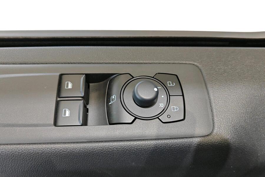 heti ajoon Ford Transit Custom