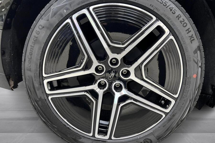 heti ajoon Ford Capri