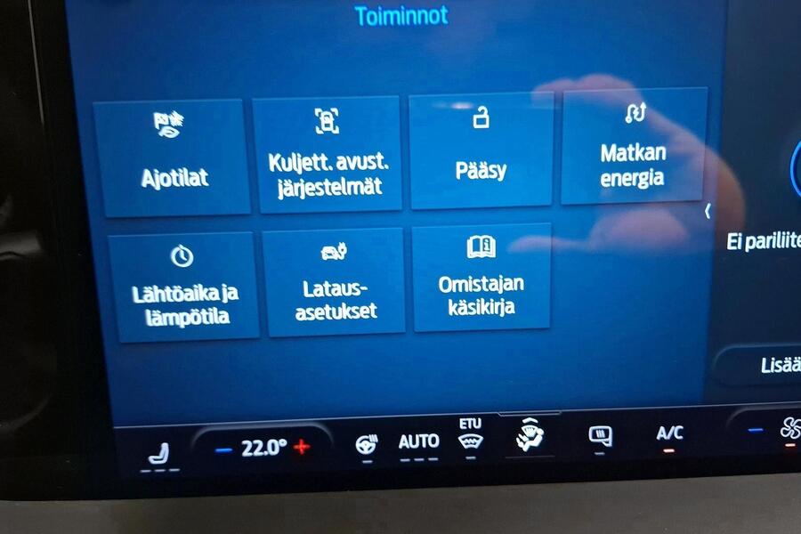 heti ajoon Ford Transit Courier