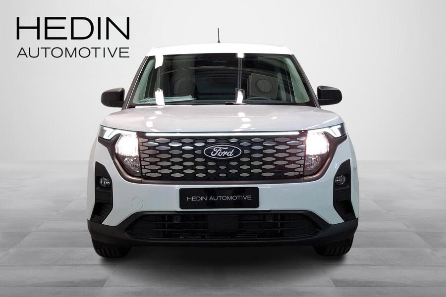 heti ajoon Ford Transit Courier